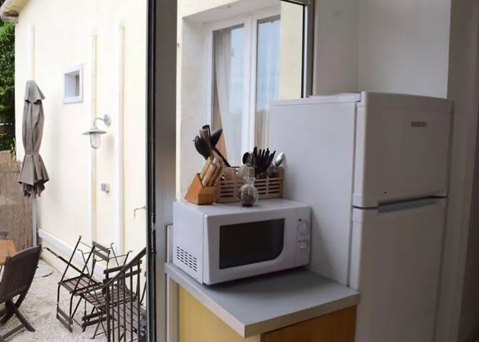 Szálloda L'orangeraie Le Lavandou