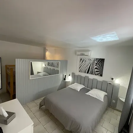 L'orangeraie فندق لو لا فاندو