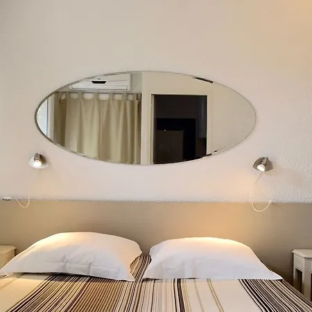 Hotel L'orangeraie 3*